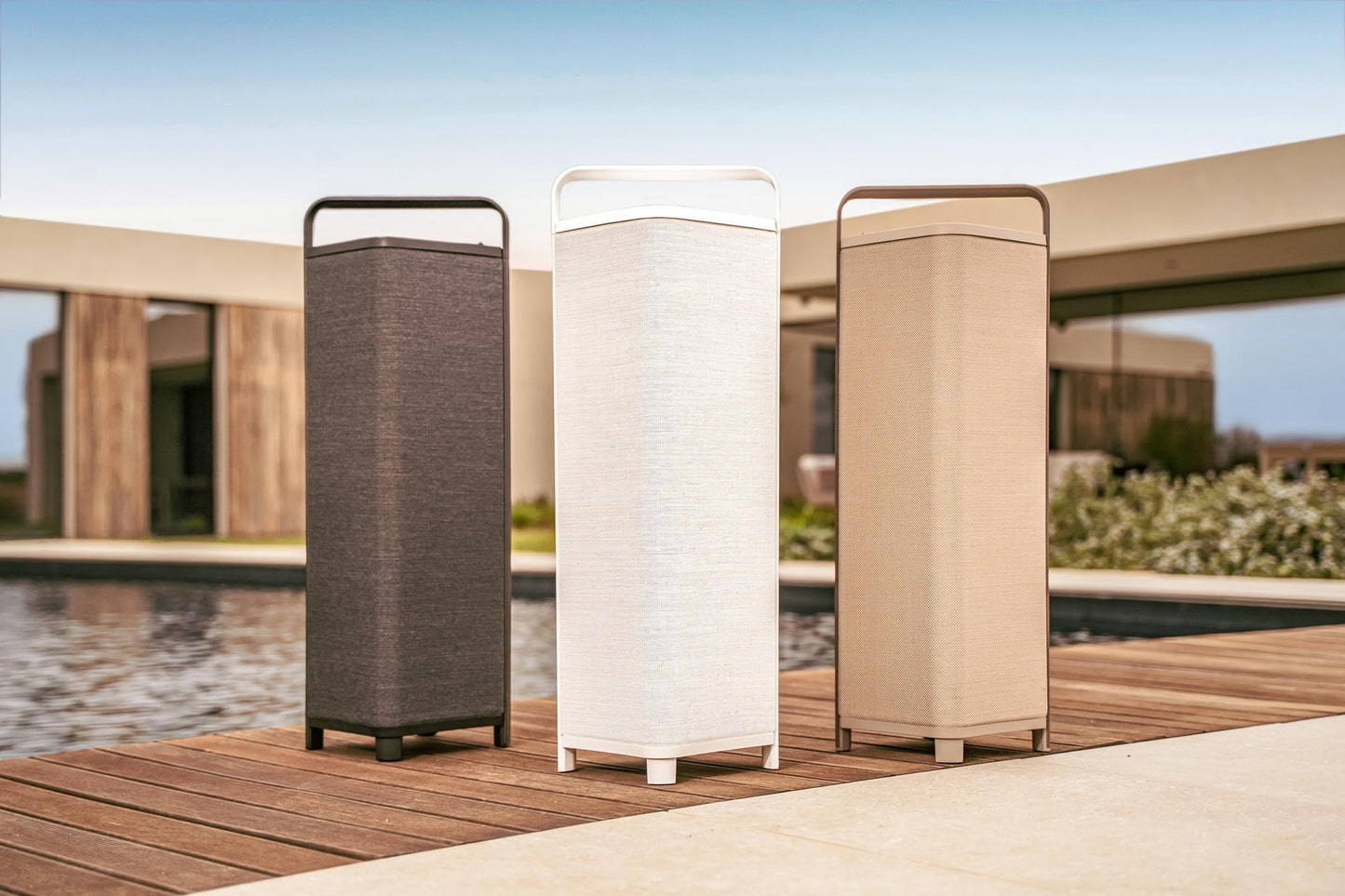Escape P9 Outdoor Bluetooth Lautsprecher, IPX4, 100W, 16h Akku, kabellos & tragbar, beige – HiFi für Garten & Outdoor
